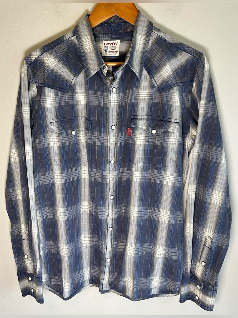 Levi’s Pearl Snap Plaid Shirt Men’s L Western Wear Blue White Cowboy Rodeo 2008